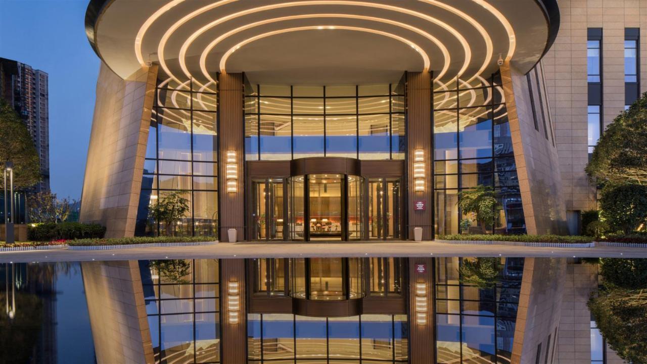 ホテル Crowne Plaza Xiangxi 鳳凰県 エクステリア 写真