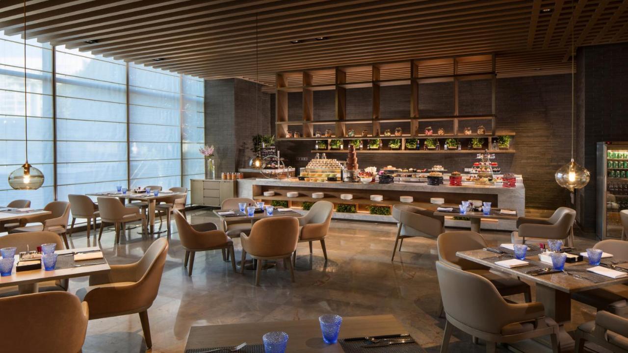 ホテル Crowne Plaza Xiangxi 鳳凰県 エクステリア 写真