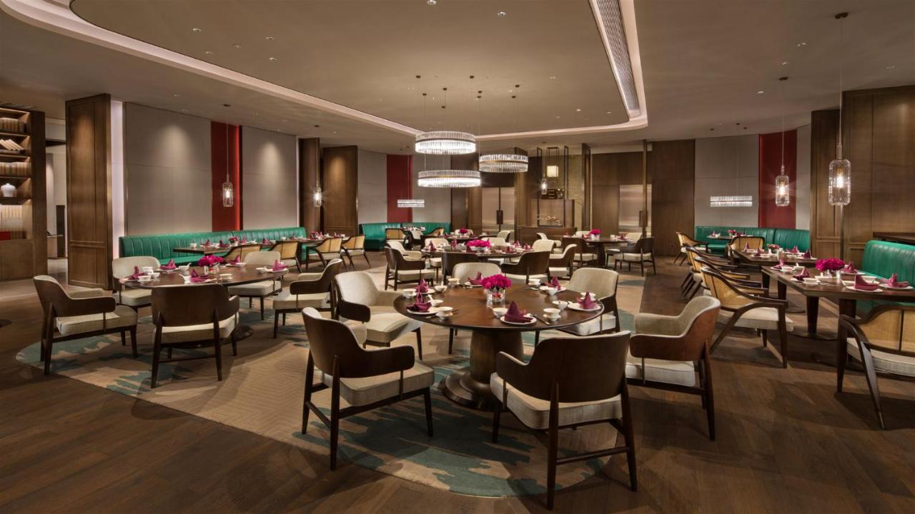 ホテル Crowne Plaza Xiangxi 鳳凰県 エクステリア 写真